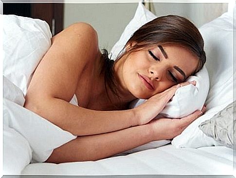 Adjusting the room temperature on the list of tricks to sleep well