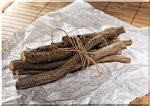 Medicinal plants against productive cough such as licorice