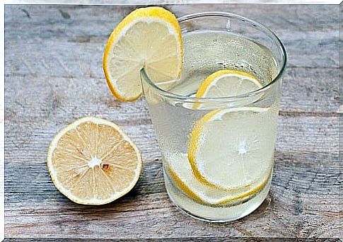 Remedies for detoxifying the lymphatic system such as lemon water