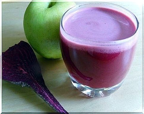 A smoothie with beets and apples can relieve cramps