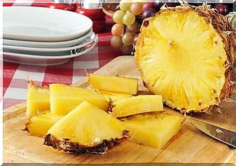 Pineapple included in menus for cellulite prevention