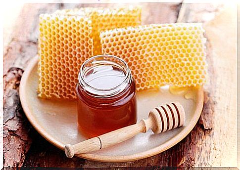 A little honey helps you get rid of excess abdominal fat