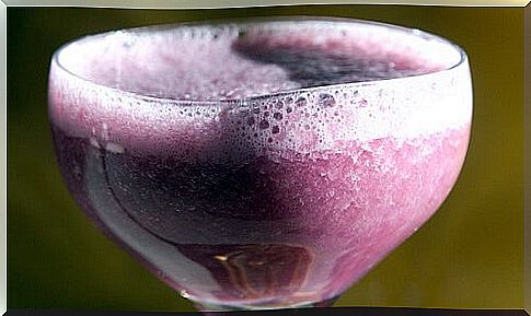 Grape juice is good for combating hair loss