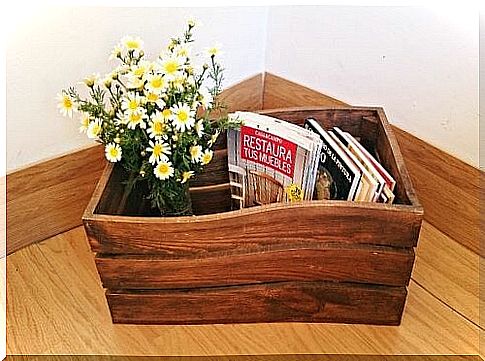 Multifunctional boxes in wooden crates