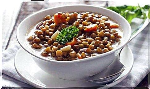 Lentil meal with fresh vegetables