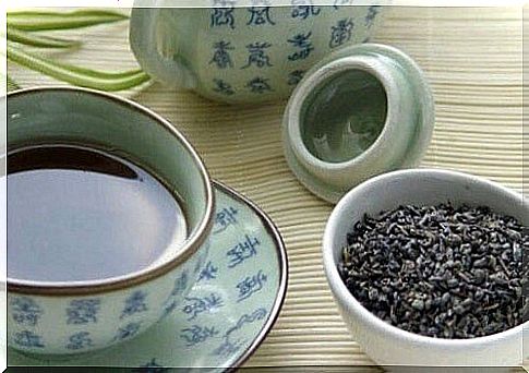 Find out how to make blue tea