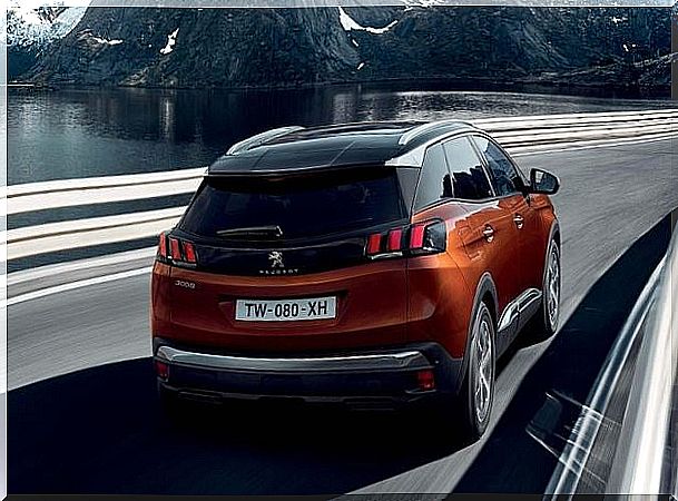 peugeot SUV 3008 2017